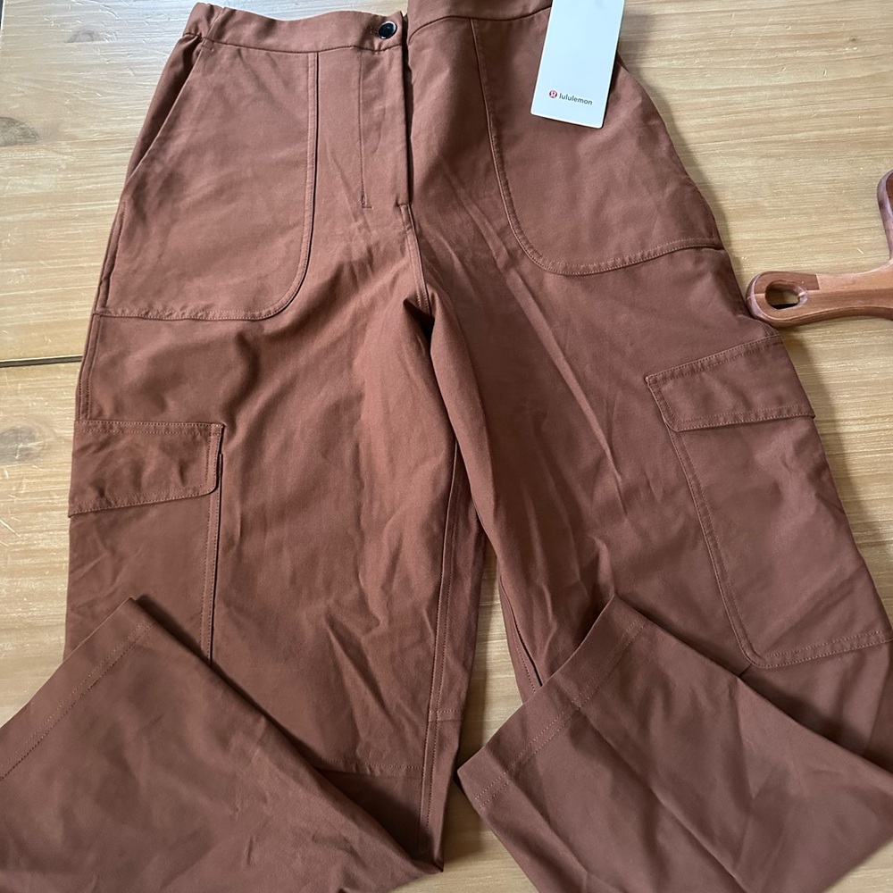 lululemon cargo pocket pant 🤎